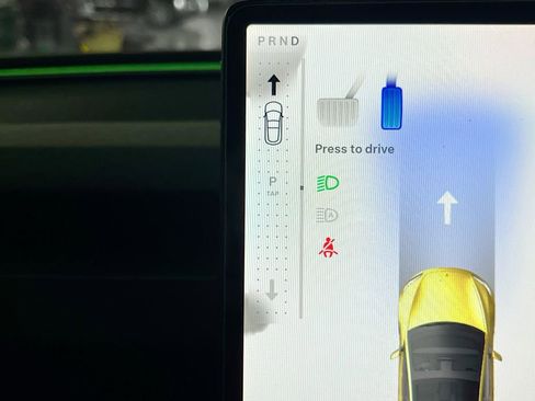 Used 2025 Tesla Model 3 Long Range RWD image 16