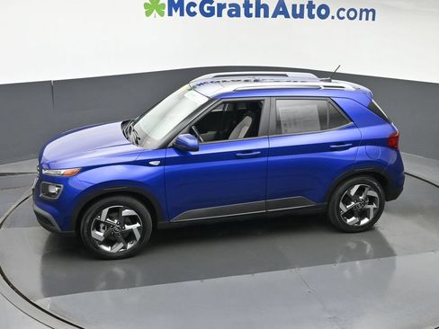 Used 2023 Hyundai Venue SEL w/ Cargo Package FWD image 22