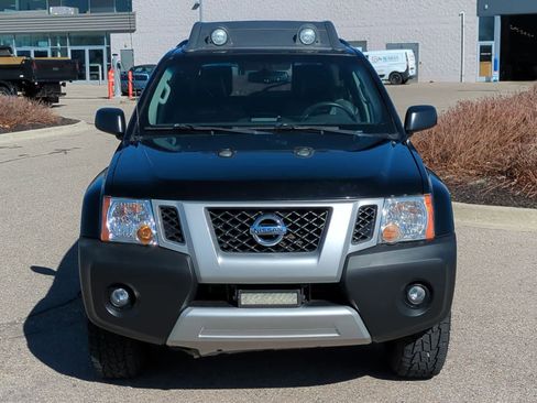 Used 2015 Nissan Xterra PRO-4X image 3