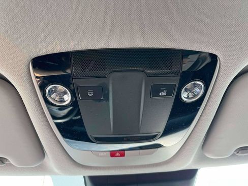 Used 2025 Kia Seltos SX AWD/4WD image 23