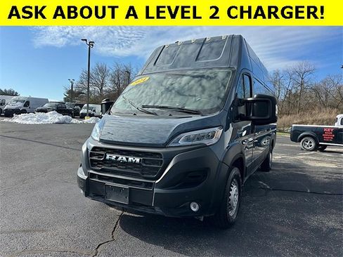 Used 2024 RAM ProMaster 3500 image 3