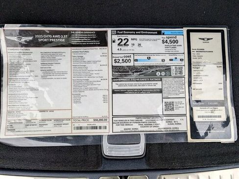 Used 2023 Genesis GV70 2.5T w/ Sport Prestige Package image 3