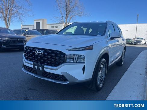Used 2023 Hyundai Santa Fe SEL image 3