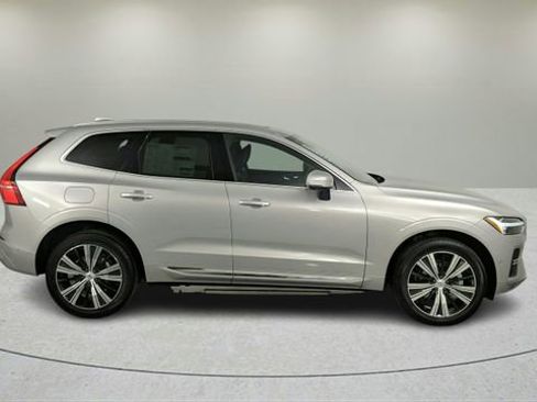 Used 2023 Volvo XC60 B5 Plus w/ Protection Package Premier FWD image 2