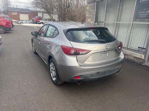 Used 2016 MAZDA MAZDA3 i Sport image 3