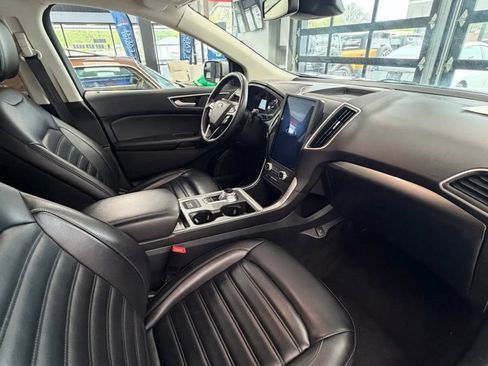 Used 2024 Ford Edge SEL AWD/4WD image 7