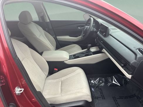 Used 2025 Honda Accord SE image 19
