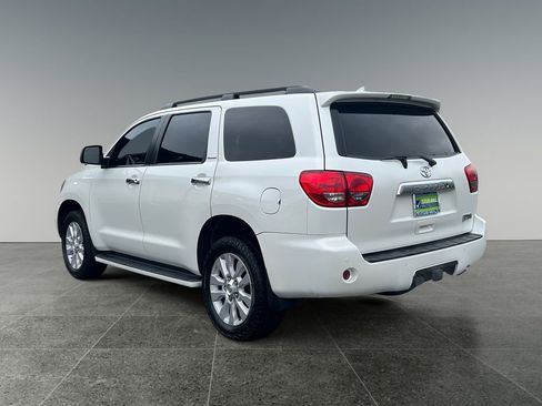 Used 2016 Toyota Sequoia Platinum image 6