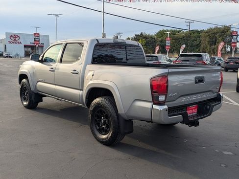 Used 2019 Toyota Tacoma SR5 image 11