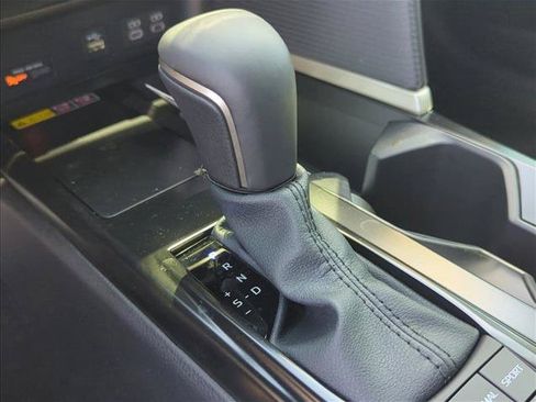 New 2026 Toyota Camry SE w/ Convenience Package FWD image 21