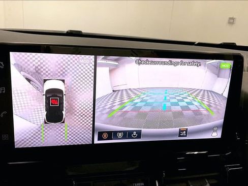 New 2026 Nissan Pathfinder Platinum image 25