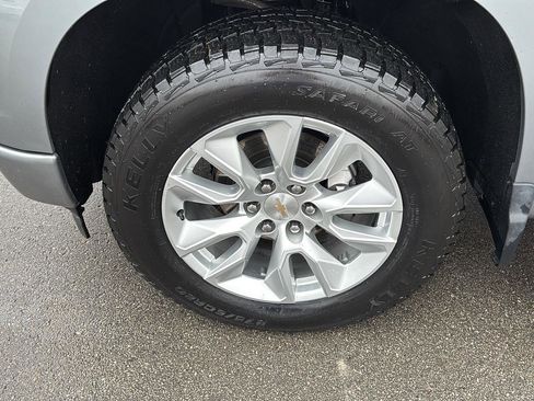 Used 2024 Chevrolet Silverado 1500 Custom image 10