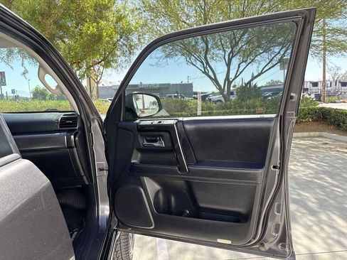 Used 2019 Toyota 4Runner Limited RWD image 17