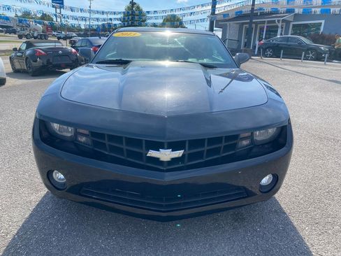 Used 2013 Chevrolet Camaro LT RWD image 2