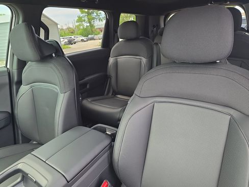 New 2027 Kia Telluride S FWD image 23