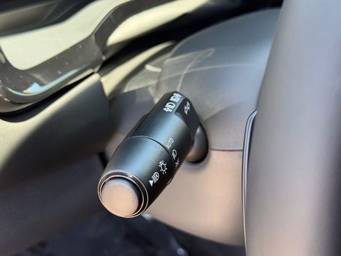 New 2026 Nissan Pathfinder SL FWD image 30