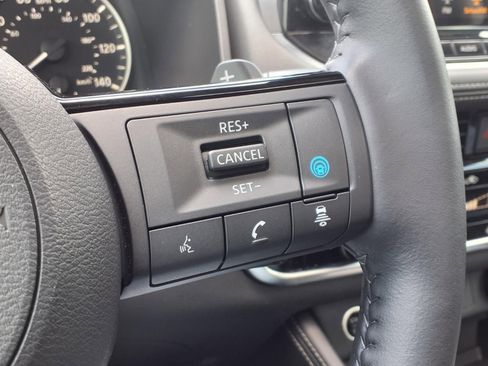 Used 2023 Nissan Rogue SL w/ SL Premium Package FWD image 22