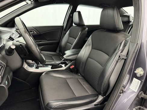 Used 2016 Honda Accord Sport image 9
