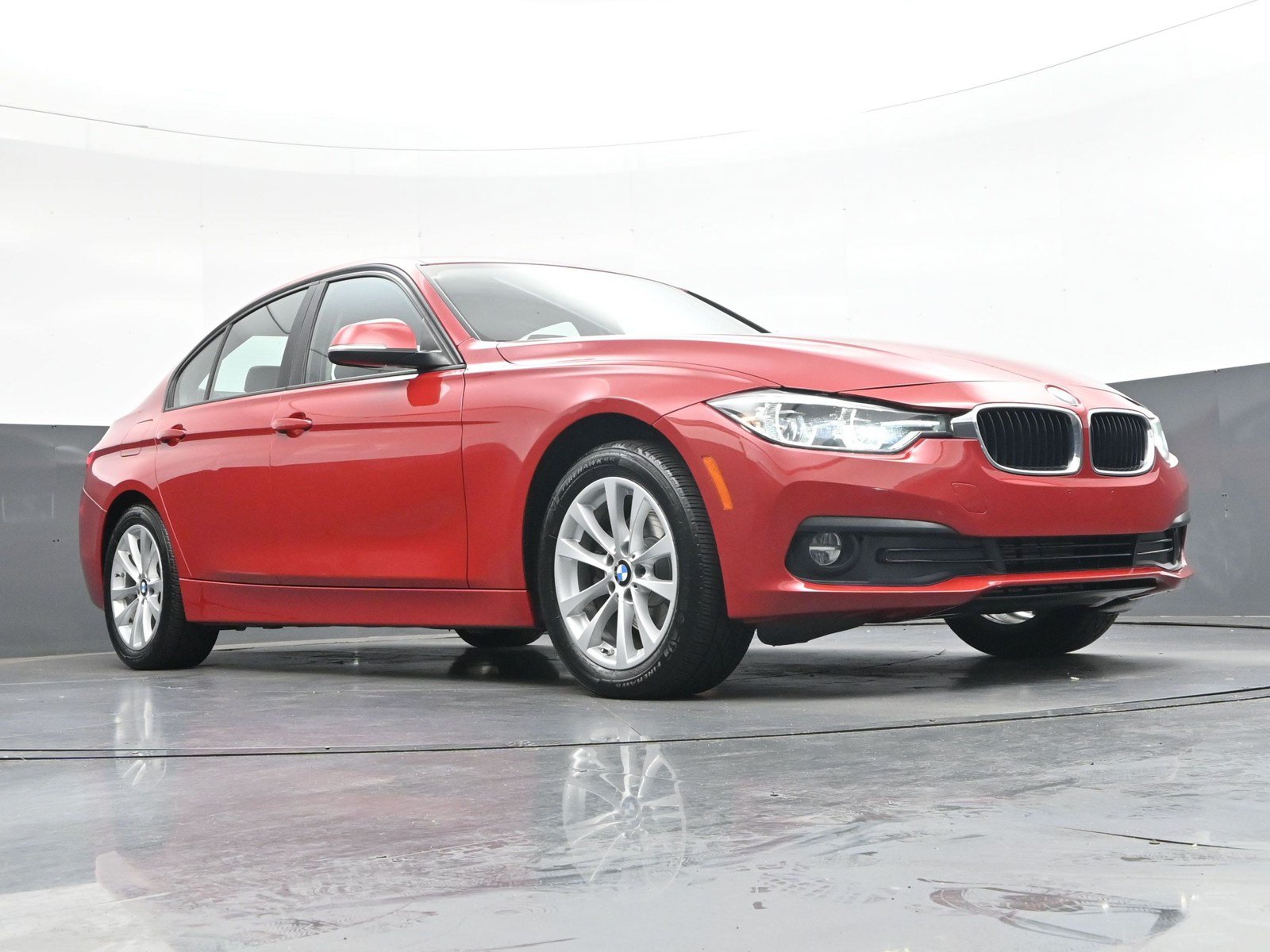 Used 2018 BMW 320i Sedan w/ Convenience Package RWD image 27