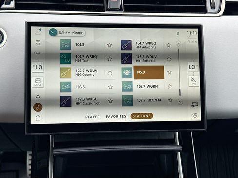 New 2026 Land Rover Range Rover Evoque Hoxton AWD/4WD image 31