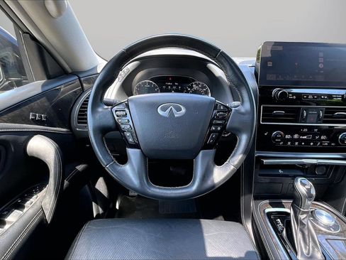 Used 2024 INFINITI QX80 Luxe AWD/4WD image 11