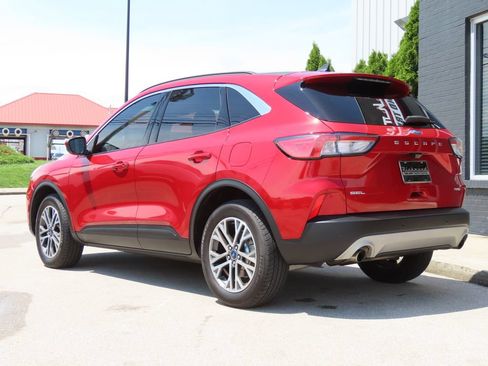 Used 2022 Ford Escape SEL w/ Technology Package AWD/4WD image 10