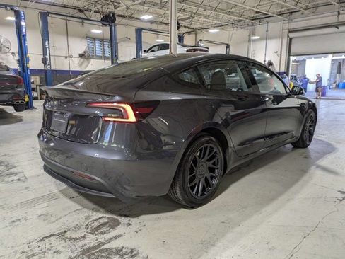 Used 2025 Tesla Model 3 RWD image 3