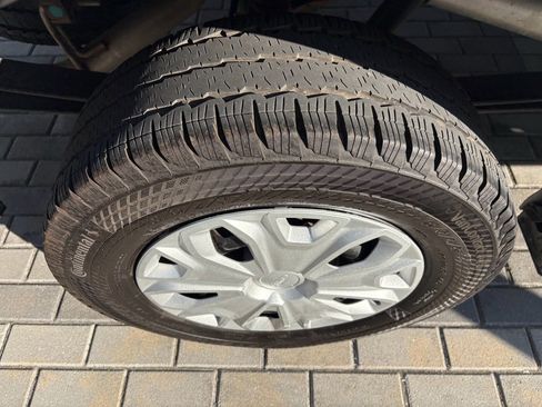 Used 2024 Ford Transit 250 Low Roof w/ Exterior Upgrade Package image 15