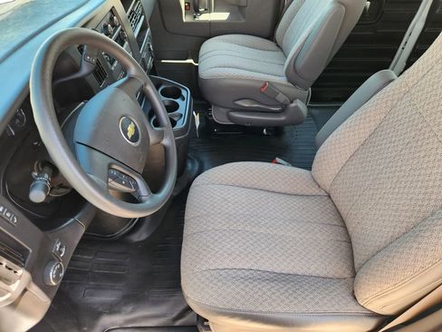 Used 2025 Chevrolet Express 2500 w/ Driver Convenience Package RWD image 13