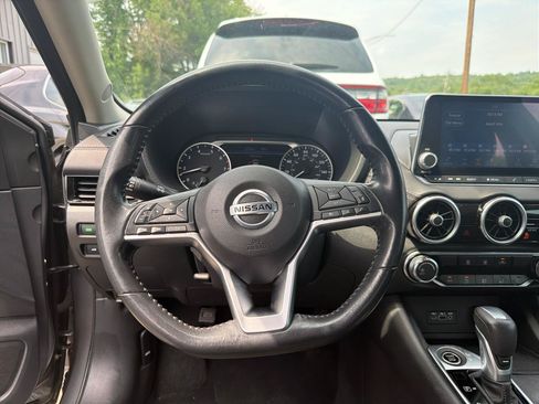 Used 2022 Nissan Sentra SV FWD image 20