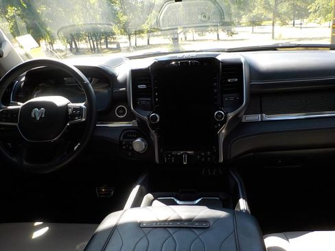 Used 2023 RAM 1500 Limited image 12