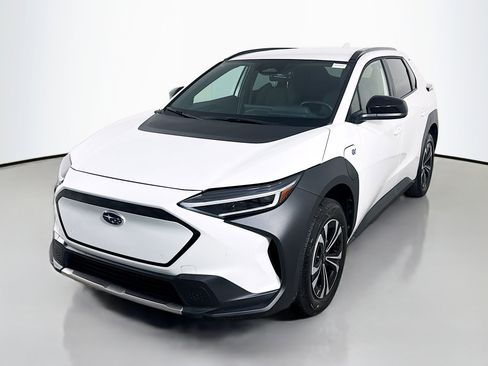 Used 2024 Subaru Solterra Premium image 4