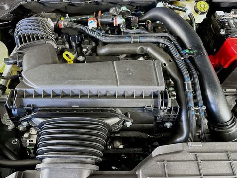 New 2026 Ford Maverick XLT image 9