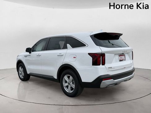 New 2026 Kia Sorento LX FWD image 5