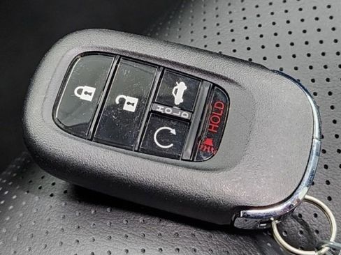 Certified 2025 Honda Accord SE image 36