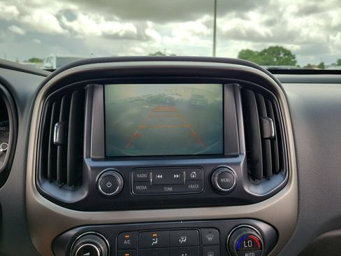 Used 2016 Chevrolet Colorado Z71 RWD image 15