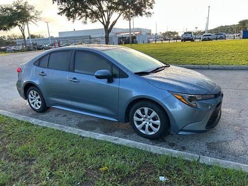 Used 2023 Toyota Corolla LE FWD image 8
