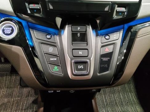 Used 2025 Honda Odyssey Touring image 26