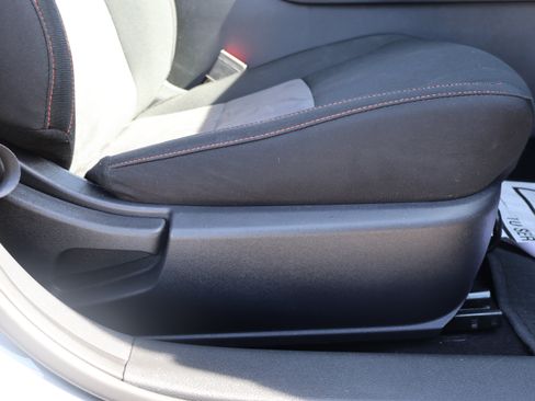 Used 2024 Nissan Sentra SR FWD image 10
