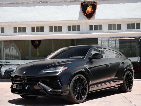 Used 2023 Lamborghini Urus S AWD/4WD image 12