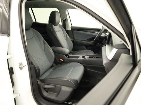 New 2026 Volkswagen Tiguan SE AWD/4WD image 30