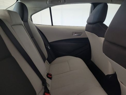Used 2021 Toyota Corolla LE FWD image 19