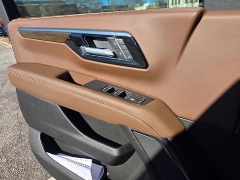 New 2026 Chevrolet Tahoe High Country image 11