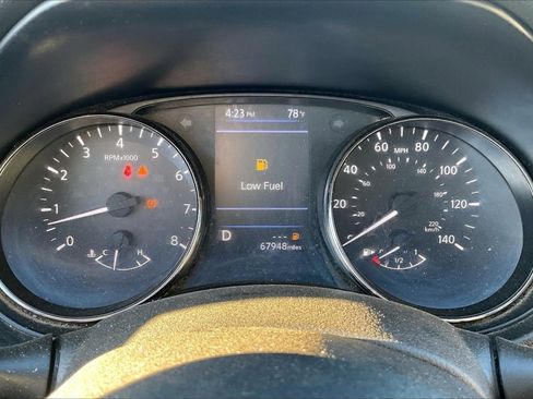 Used 2020 Nissan Rogue Sport SV image 20