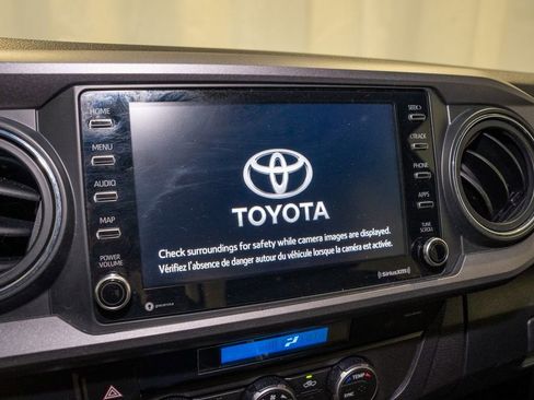 Used 2023 Toyota Tacoma TRD Off-Road image 11