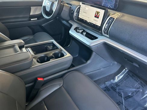 Certified 2025 Ford Expedition Max Active AWD/4WD image 16