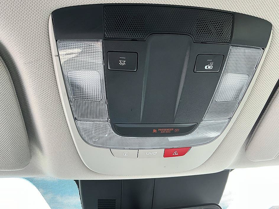 Used 2022 Kia Sorento S FWD image 22