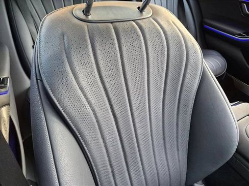 Used 2022 Mercedes-Benz S 500 4MATIC image 21