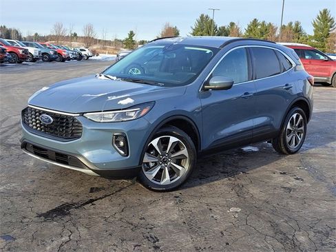 Certified 2023 Ford Escape Platinum image 30