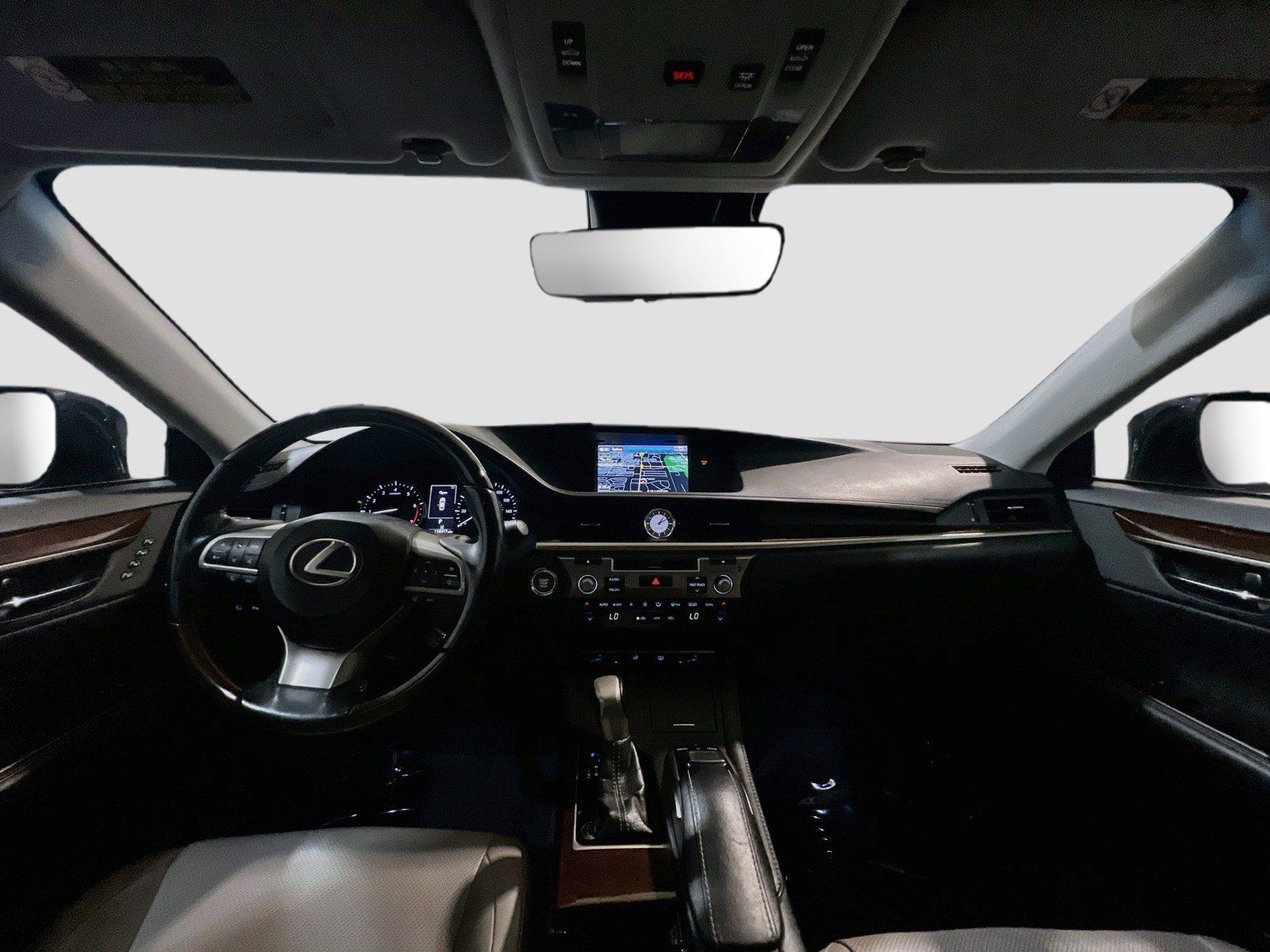 Used 2016 Lexus ES 350 w/ Luxury Package w/Wood Trim FWD image 17
